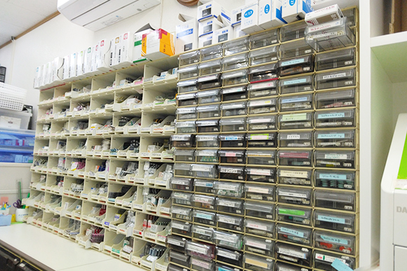 エンゼル薬局 調剤室